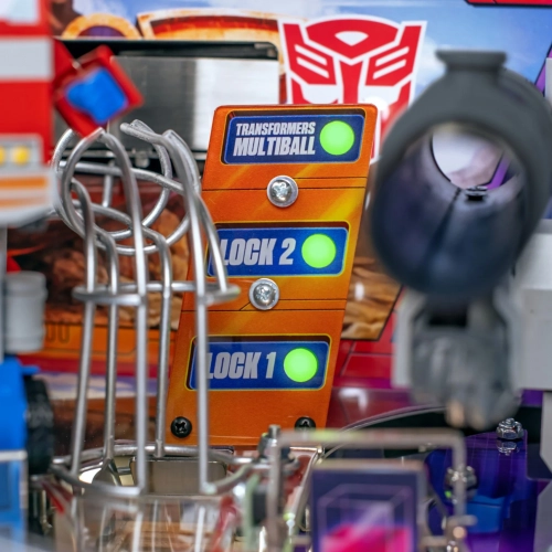 TRANSFORMERS: More Than Meets the Eye Pro