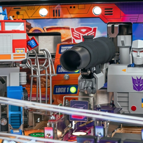 TRANSFORMERS: More Than Meets the Eye Premium