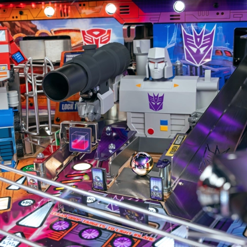 TRANSFORMERS: More Than Meets the Eye Limited Edition