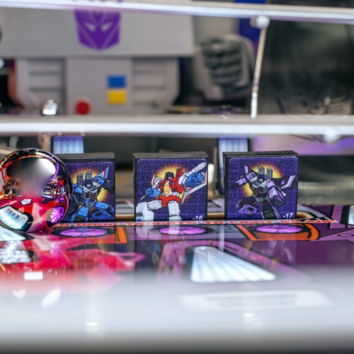 TRANSFORMERS: More Than Meets the Eye Limited Edition